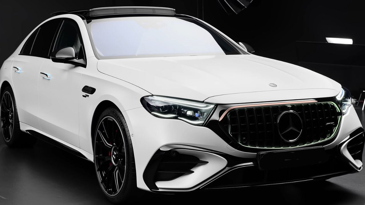 2025 MercedesAMG E53 HD Image Gallery