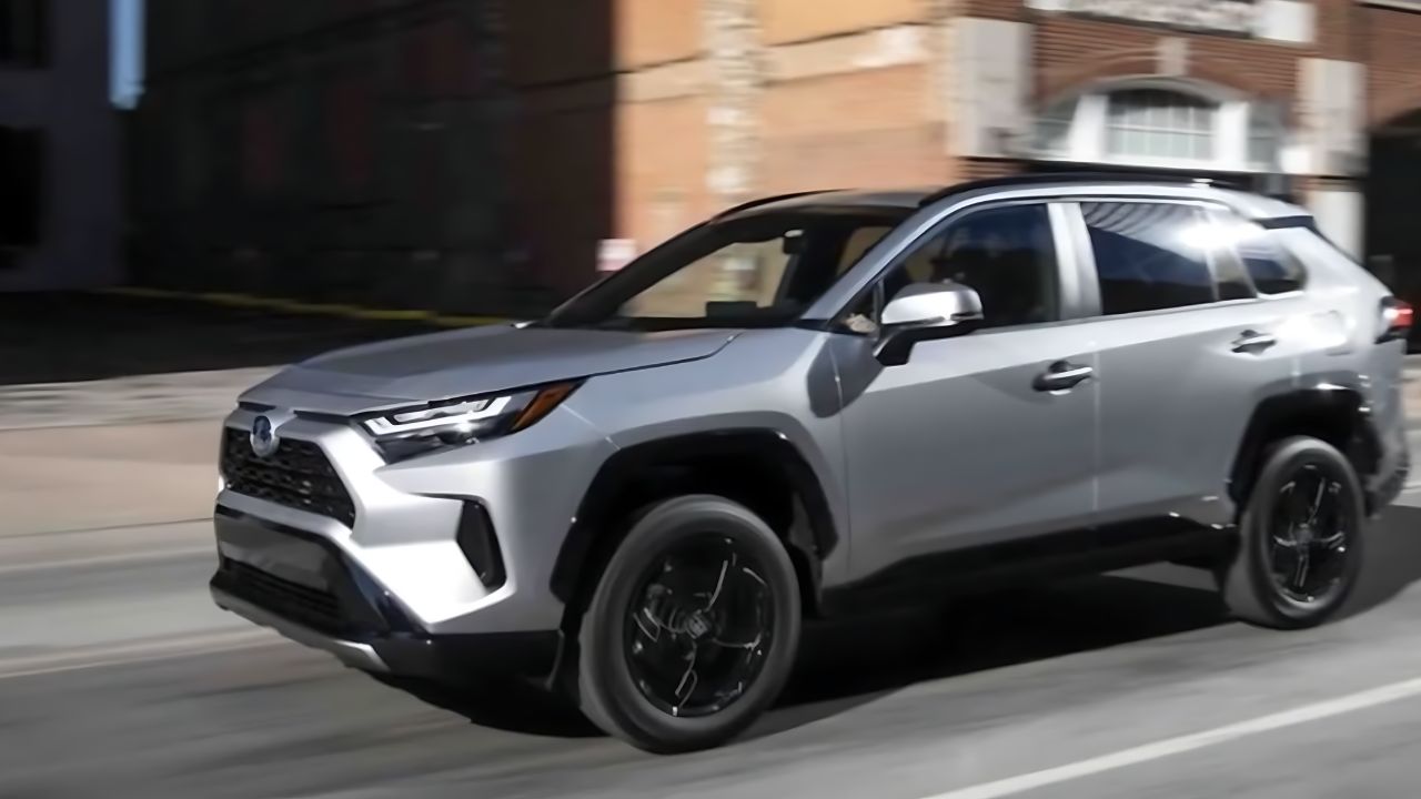 2025 Toyota RAV4 Hybrid: What You Need to Know